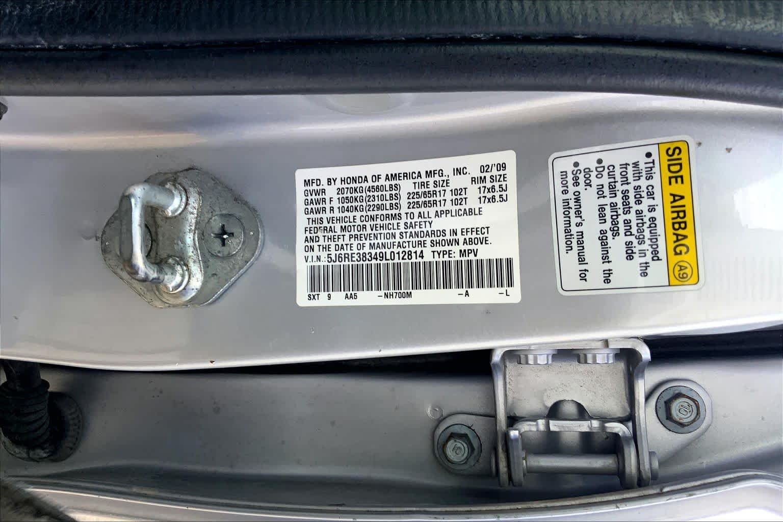 Used 2009 Alabaster Silver Metallic Honda LX image 29