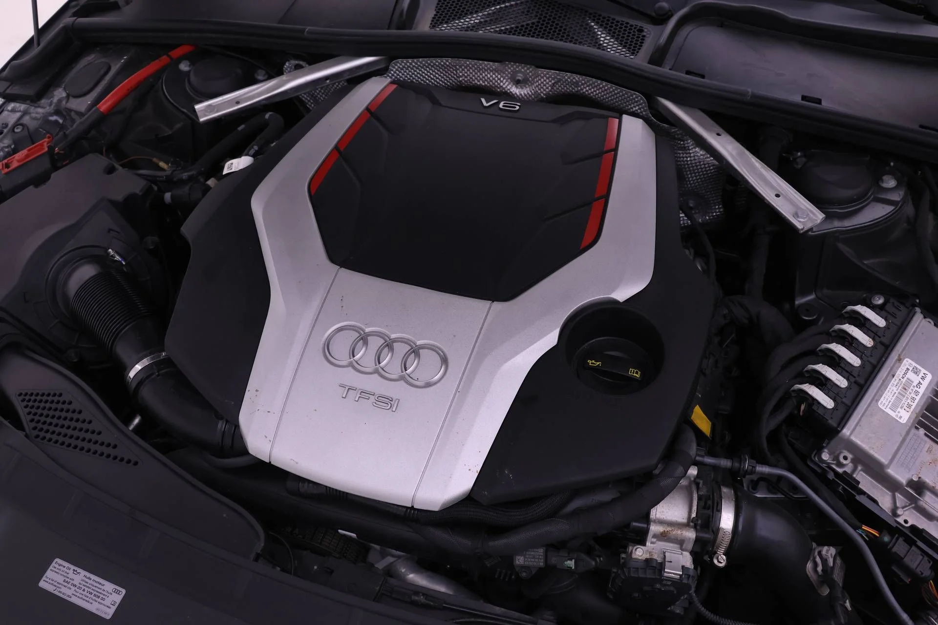Used 2019  Audi 3.0T Premium Plus image 24