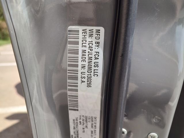 Used 2021 Gray Jeep Latitude Lux image 33