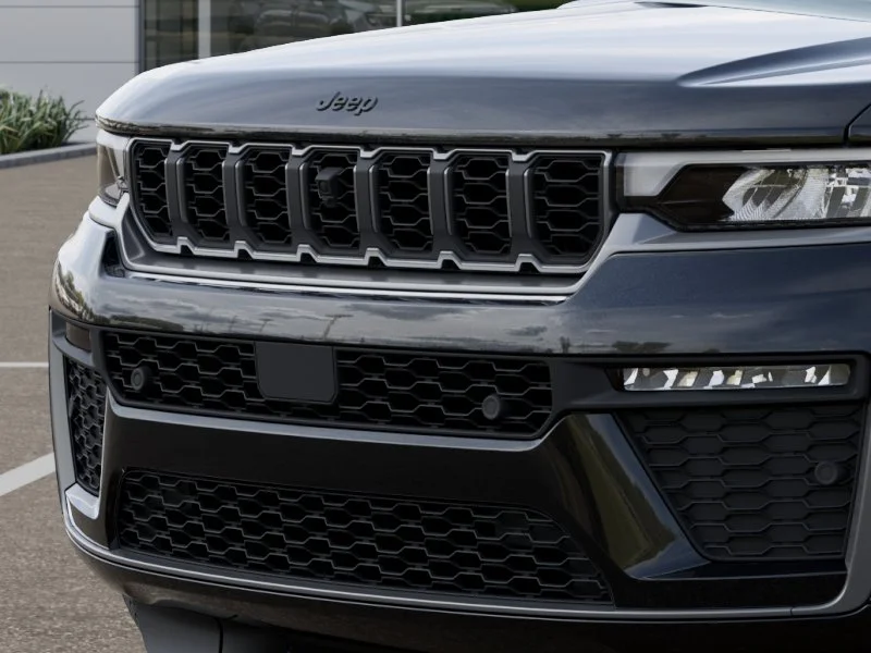 New 2026 Diamond Black Crystal Pearl-Coat Exterior Paint Jeep Limited Reserve image 38