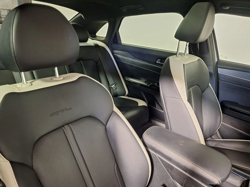 Used 2025 Gray Kia GT-Line image 27