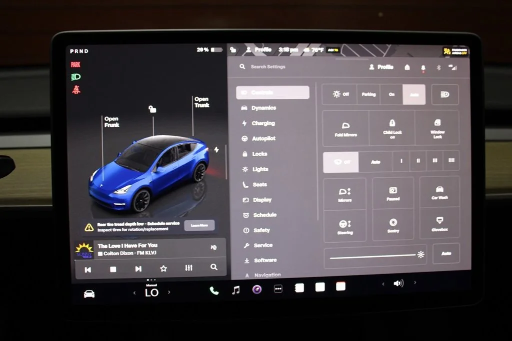 Used 2023 Deep Blue Metallic Tesla Long Range image 34