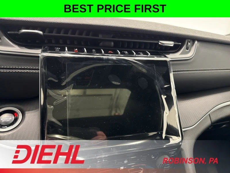 New 2026 Velvet Red Pearl-Coat Exterior Paint Jeep Laredo image 31