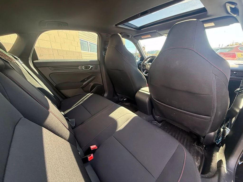 Used 2024  Honda Base image 14
