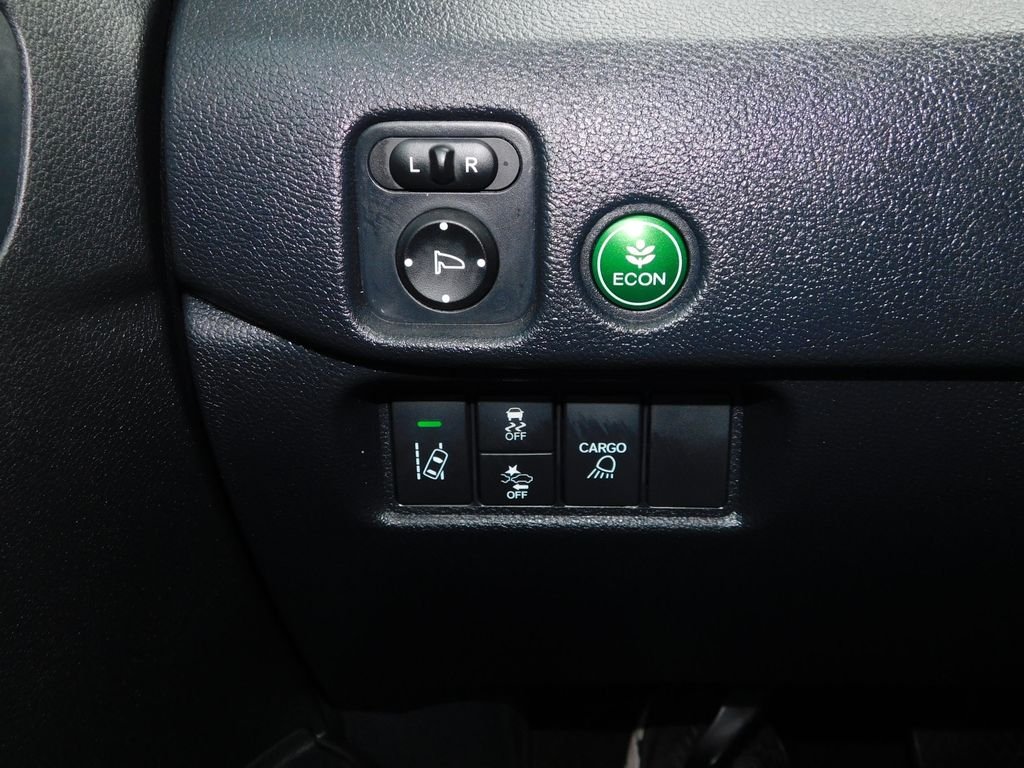 Used 2025 White Honda RTL image 31