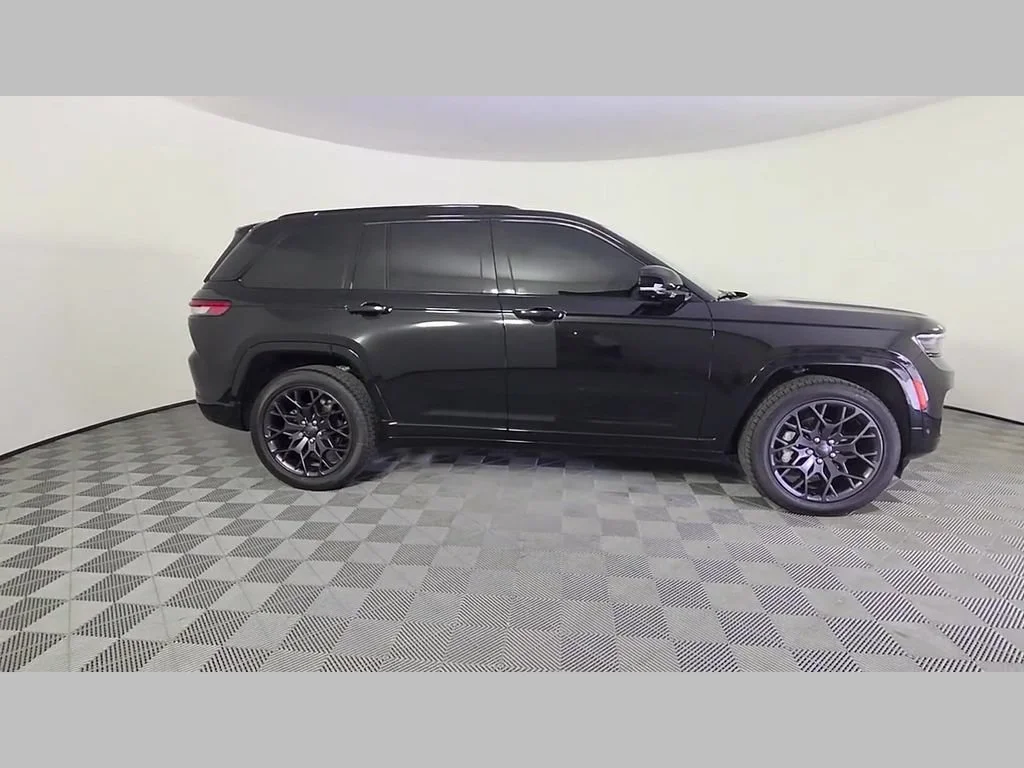 2025 Jeep Grand Cherokee Summit - Photo 35