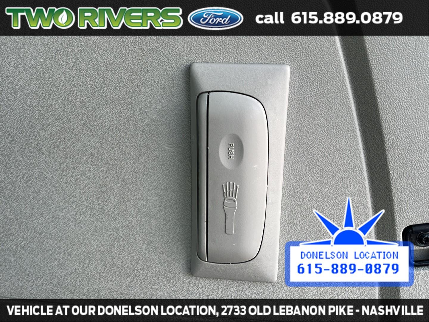 Used 2013 Crystal Blue Pearlcoat Chrysler Touring image 40