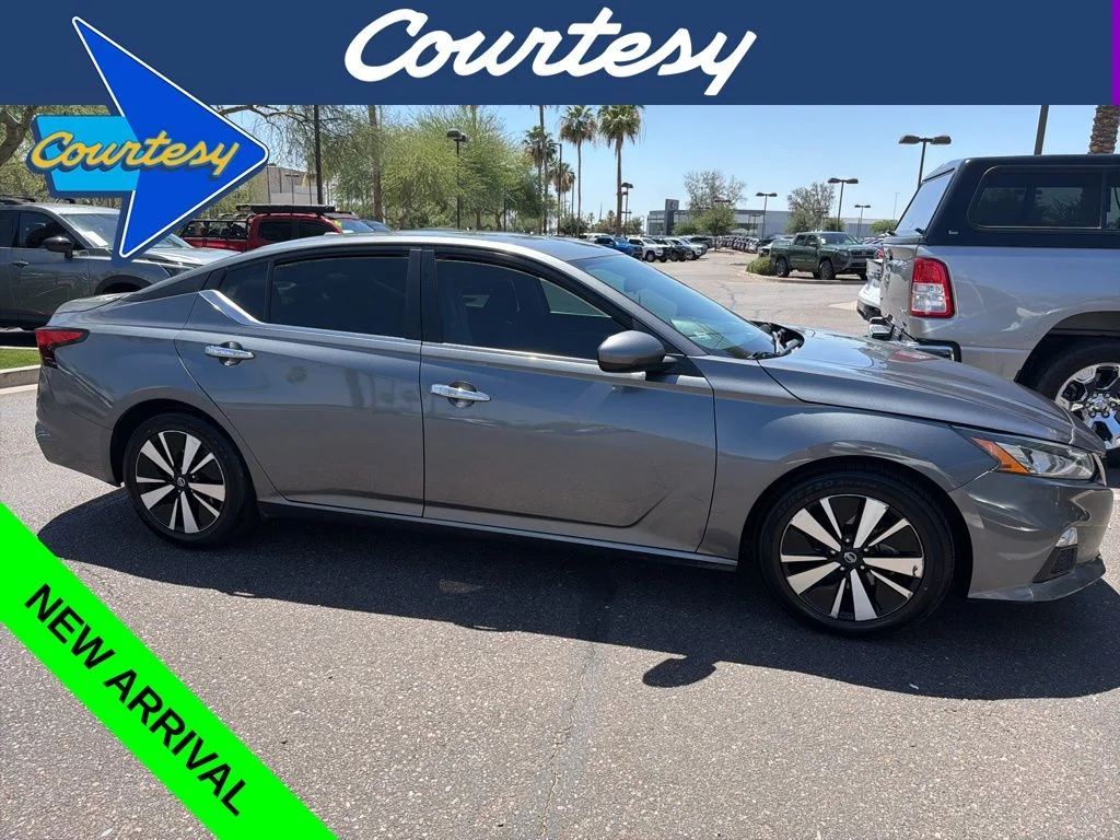 2022 Nissan Altima 2.5 SV's photo