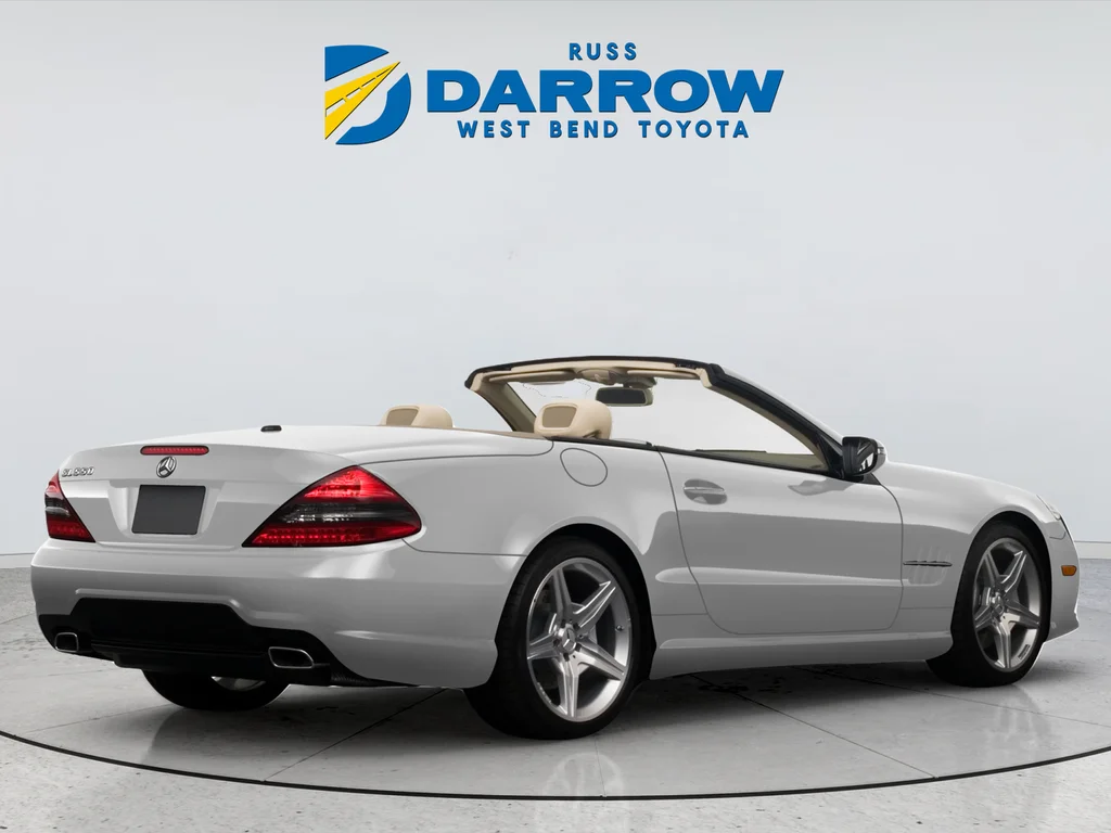 Used 2009 Silver Mercedes-Benz SL 550 image 3