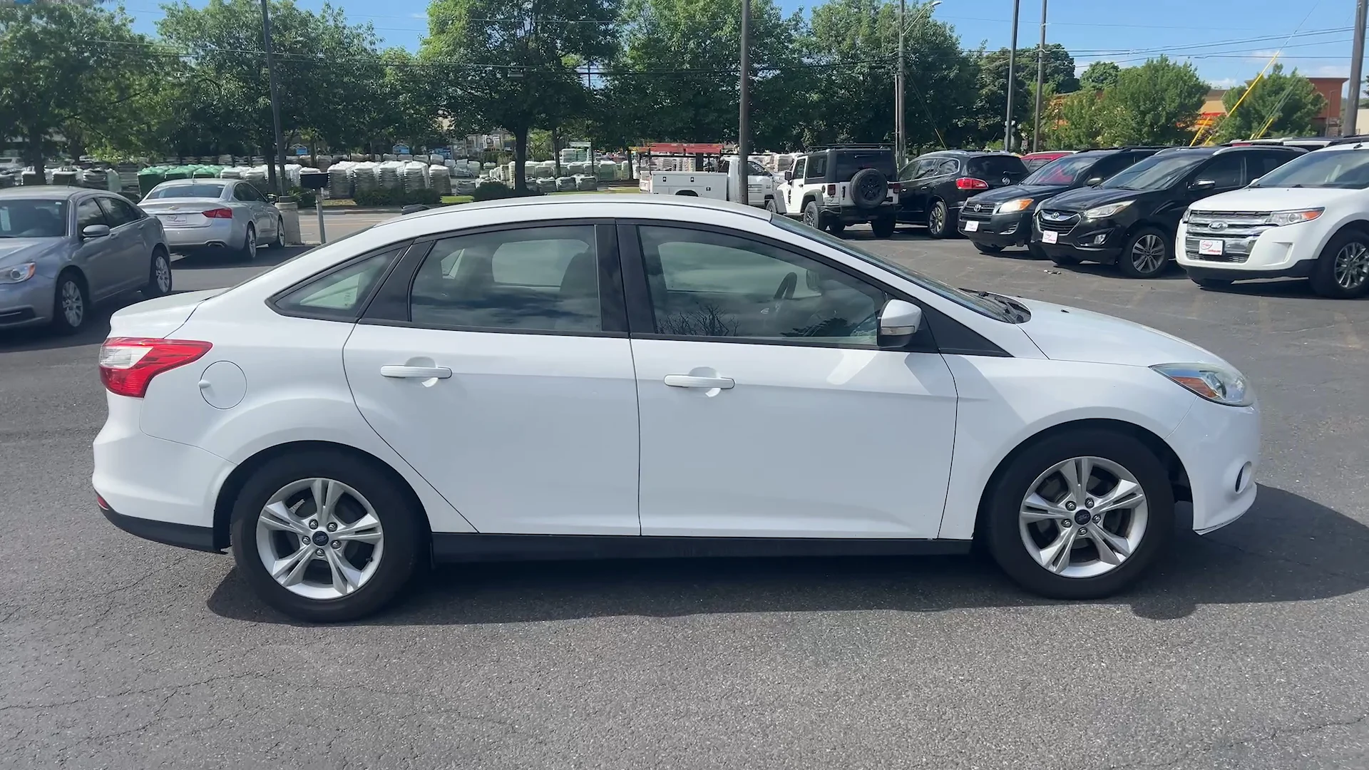 Used 2014 White Ford SE image 4