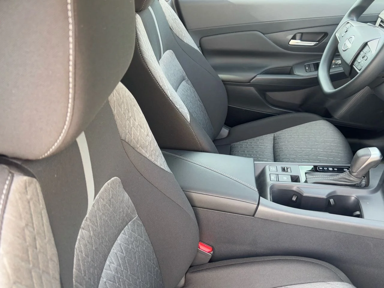2026 Nissan Sentra SV - Photo 11