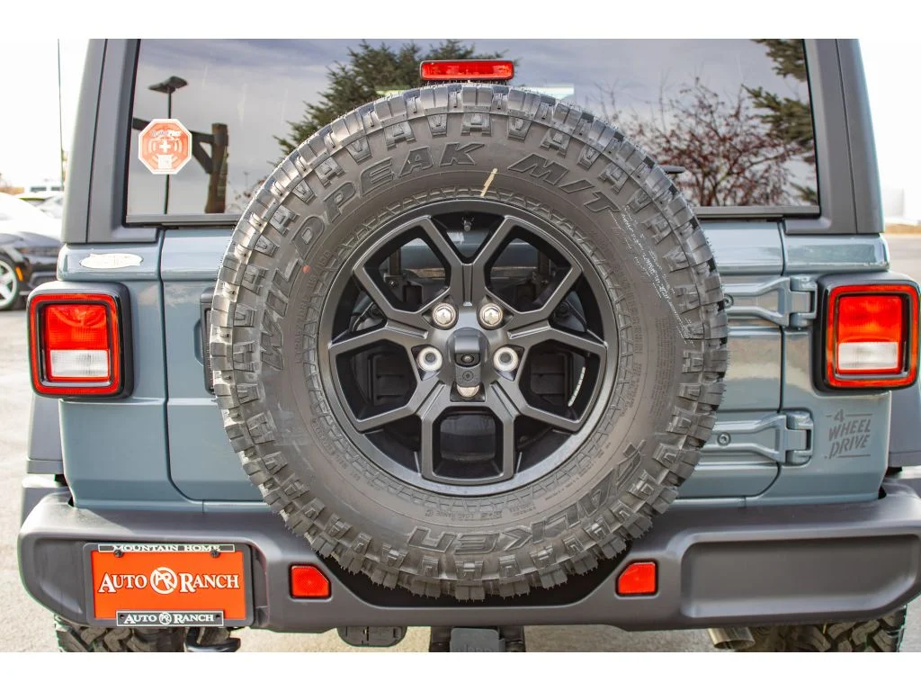 2026 Jeep Wrangler 4-Door Willys - Photo 7