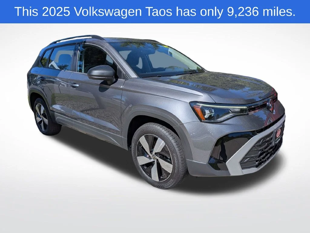 Used 2025 Gray Volkswagen 1.5T S image 1