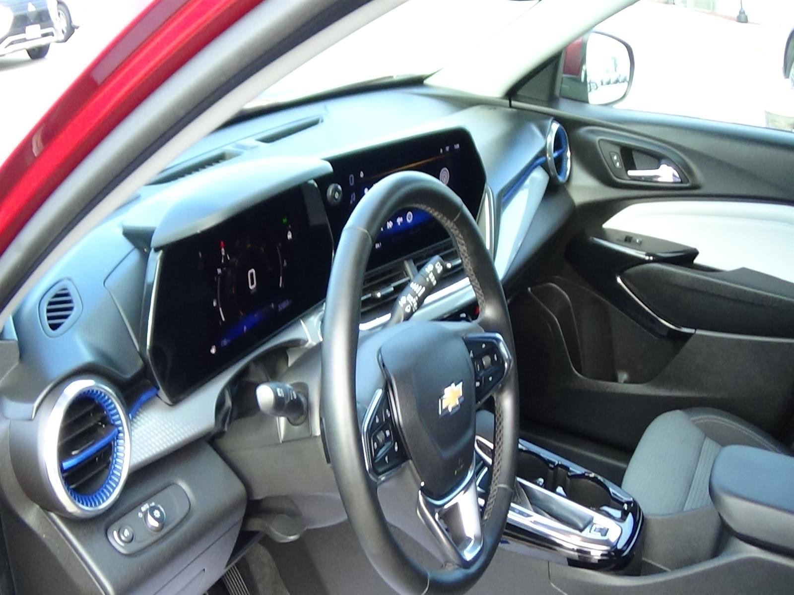 Used 2025 Crimson Metallic (gfm) Chevrolet LT image 17