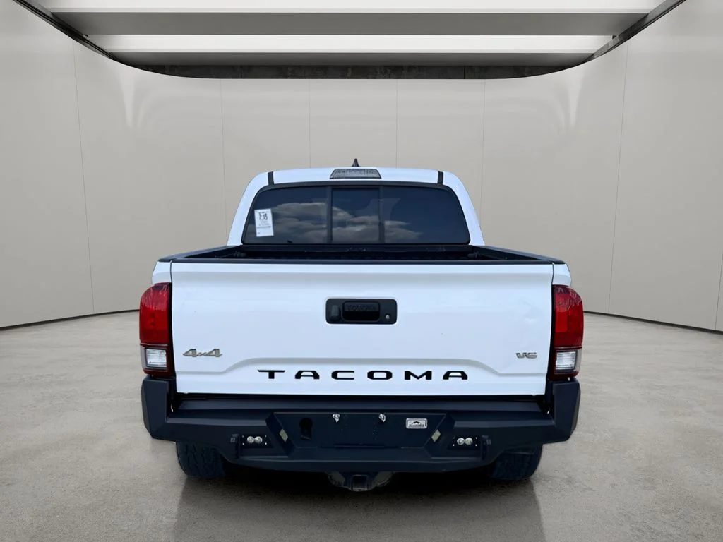Used 2023 Ice Cap Toyota SR image 5
