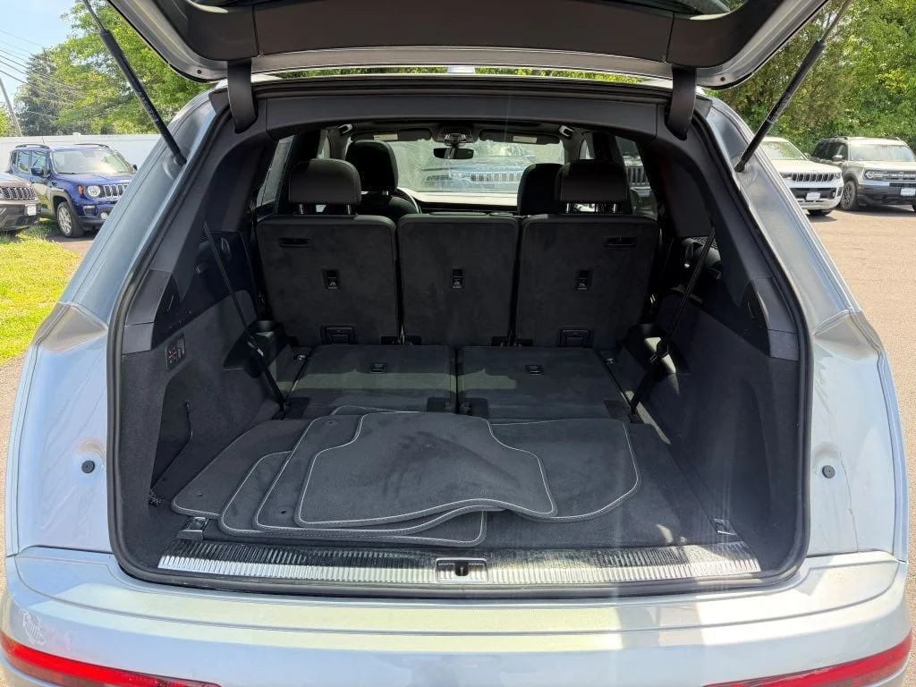 2025 Audi Q7 Premium Plus - Photo 5
