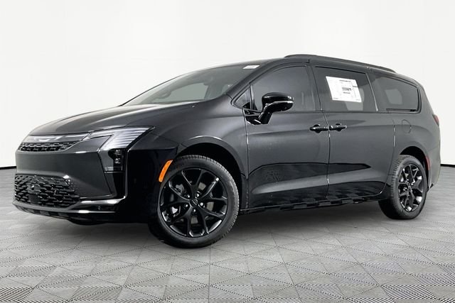 2027 Chrysler Pacifica Limited AWD's photo