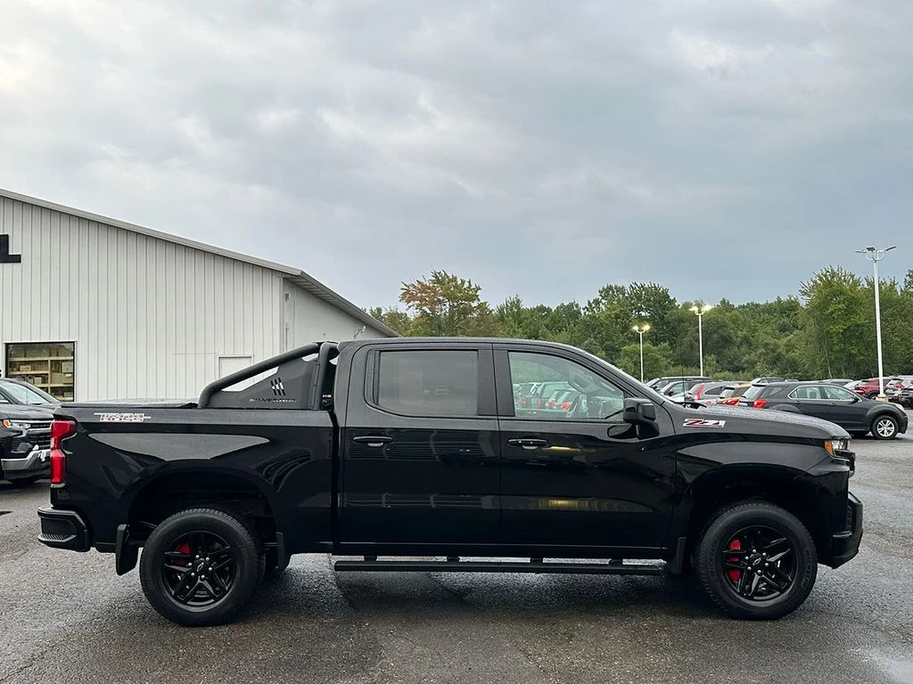 Used 2020 Black Chevrolet LT Trail Boss image 10