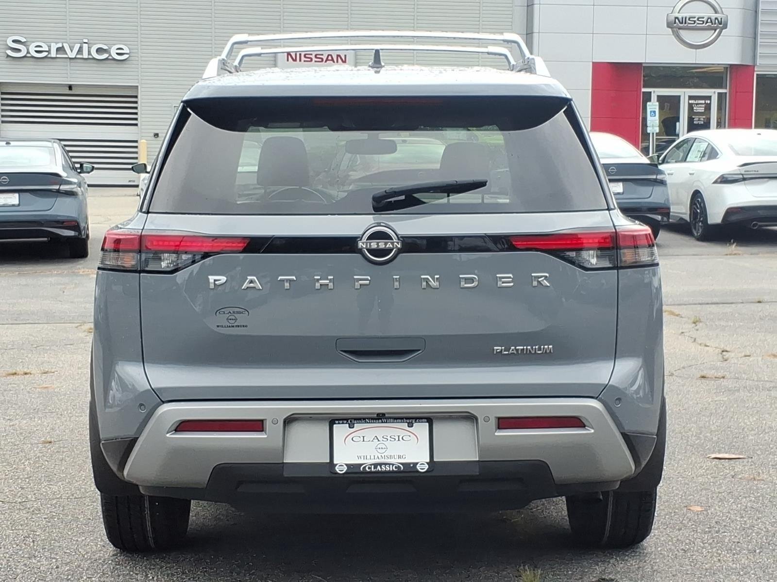 Used 2022 Boulder Gray Pearl Nissan Platinum image 8