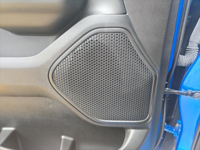 New 2026 Hydro Blue Pearl-Coat Exterior Paint RAM LONE STAR image 25