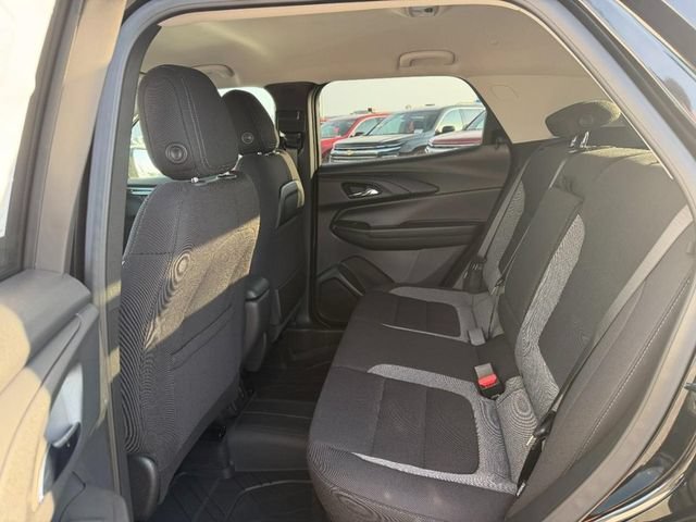 New 2026 Mosaic Black Metallic Chevrolet LT image 4