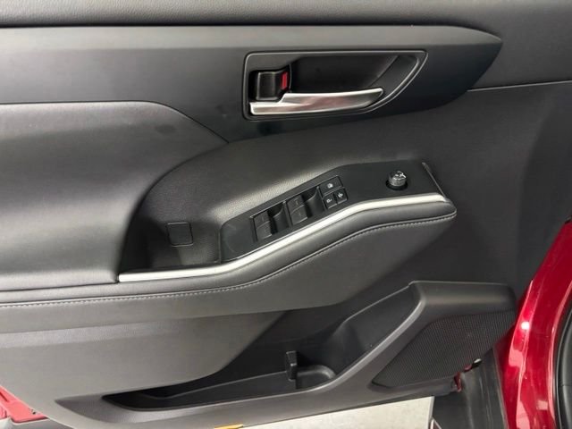 Used 2022 Red Toyota XLE image 11