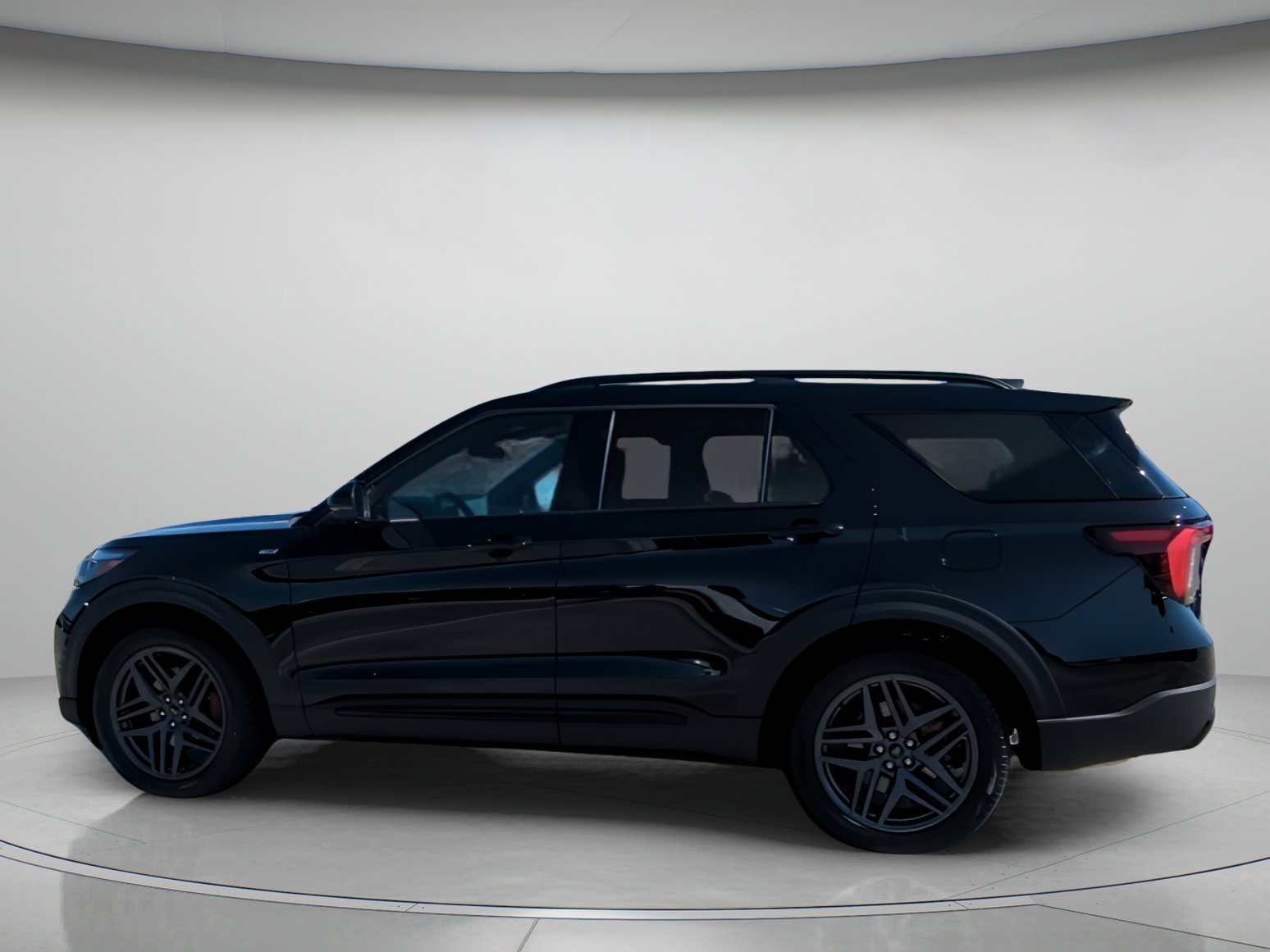 New 2026 Agate Black Metallic Ford ST-Line image 11