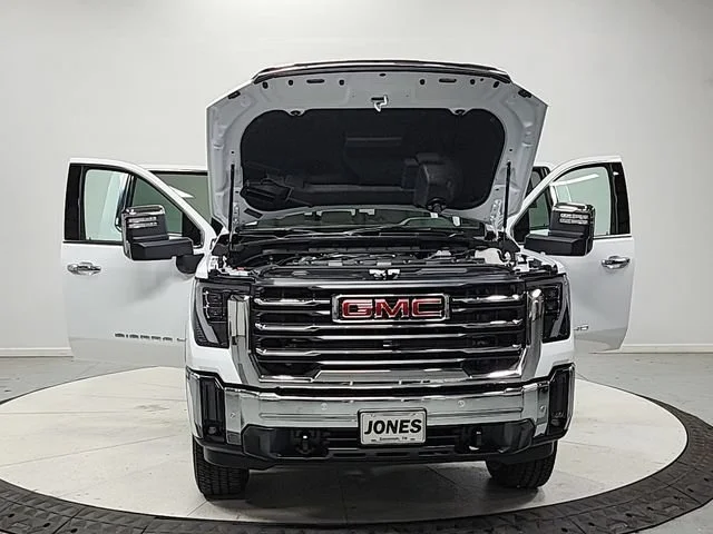 2026 GMC Sierra 2500HD SLT - Photo 10