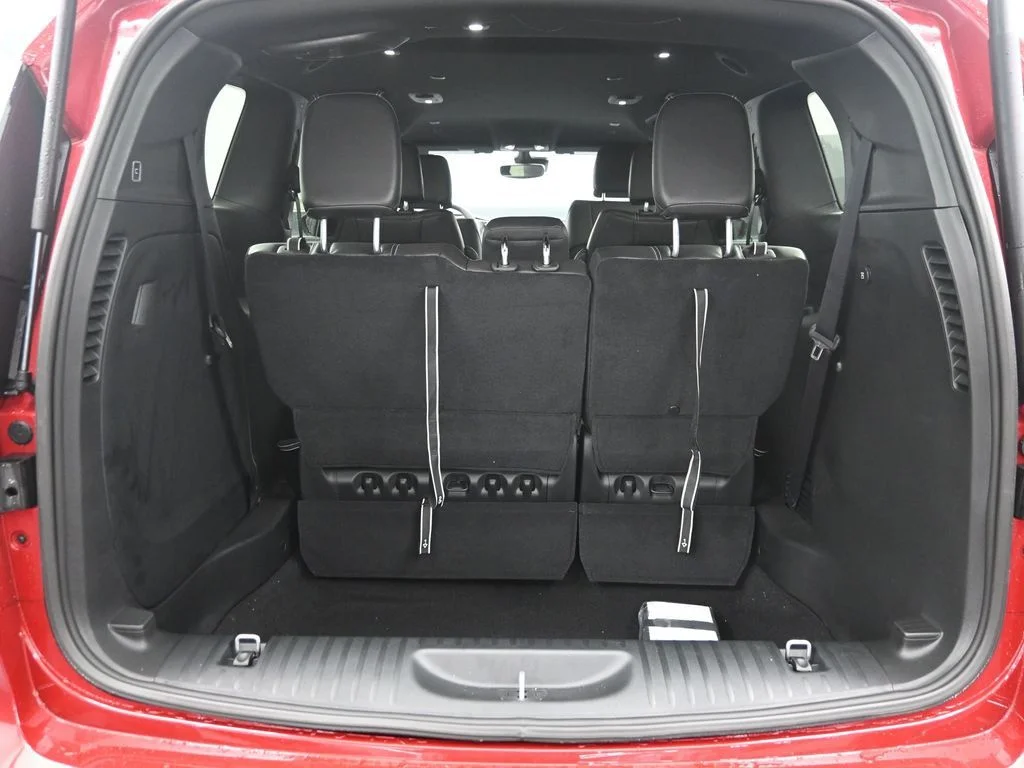 2026 Chrysler Pacifica Select - Photo 14