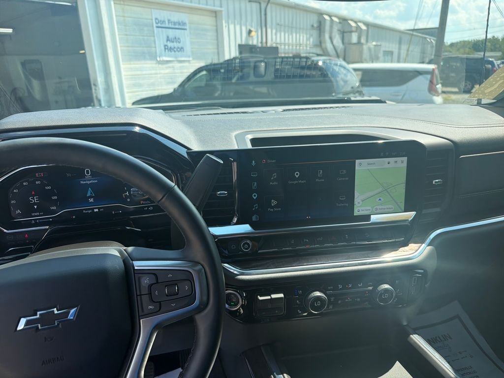 Used 2025 Black Chevrolet LTZ image 21