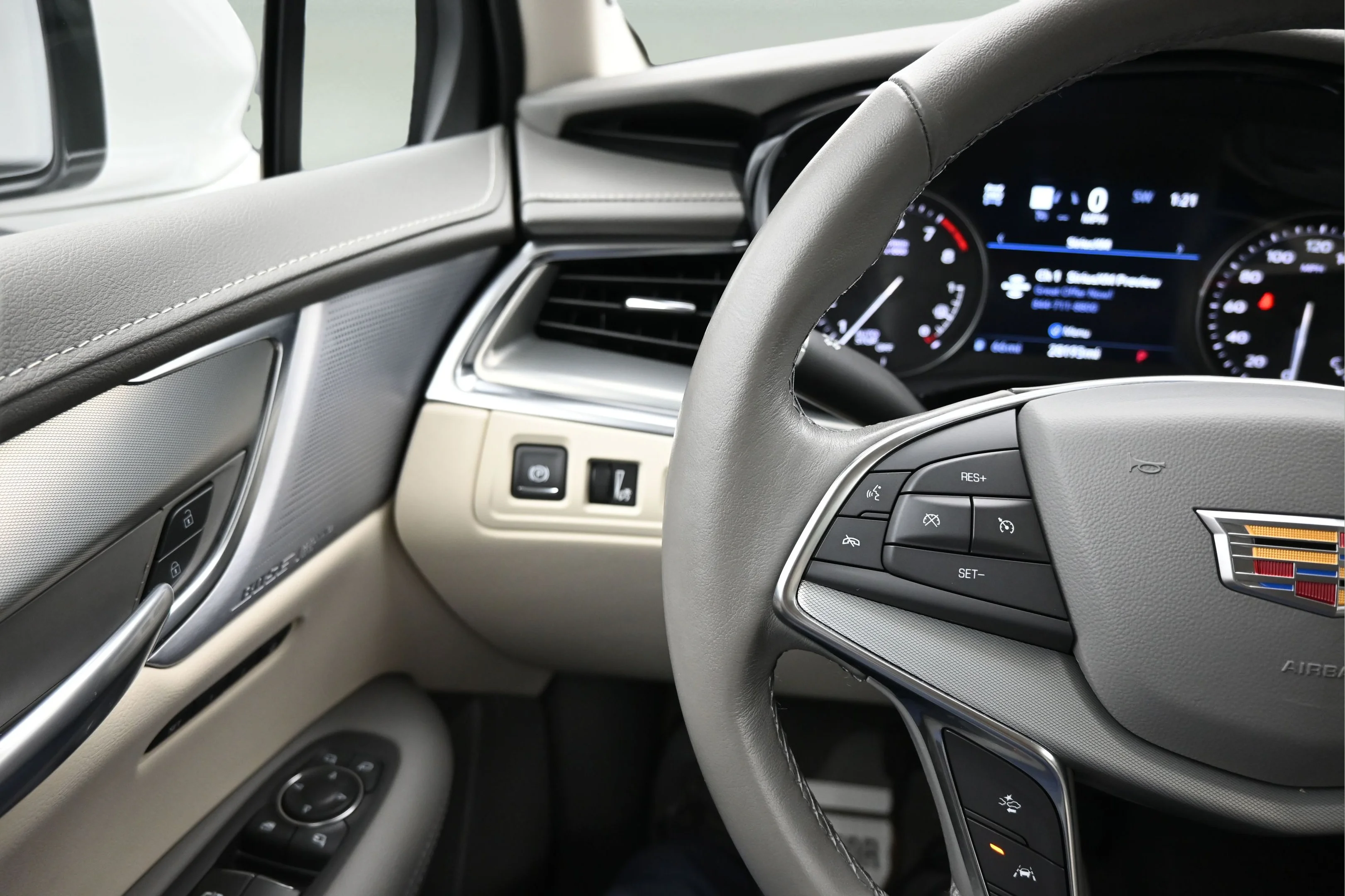Used 2024 Crystal White Tricoat Cadillac AWD Premium Luxury image 14