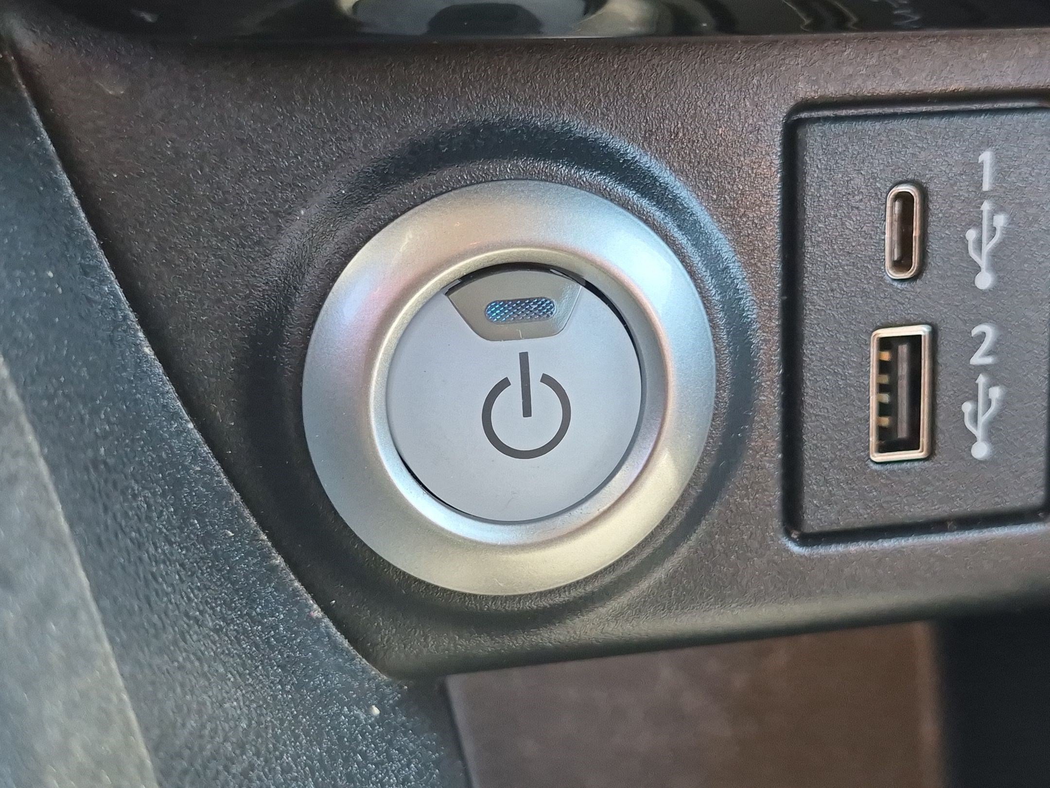 Used 2025 Super Black Nissan SV PLUS image 19