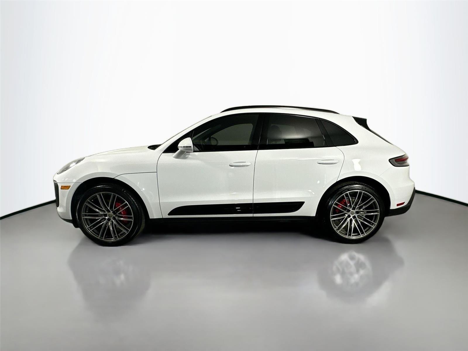 New 2026 Carrara White Metallic Porsche  image 2