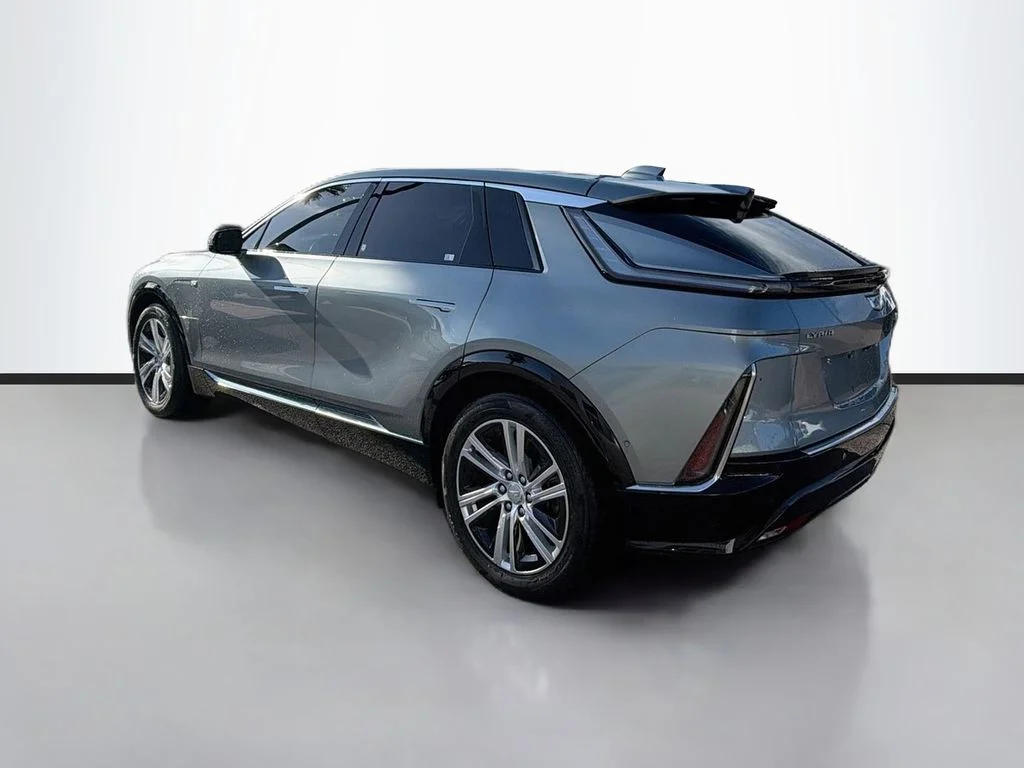 Used 2024 Silver Metallic Cadillac Tech image 7