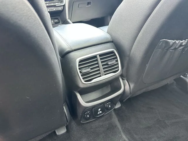 Used 2019 Gray Hyundai Ultimate image 25