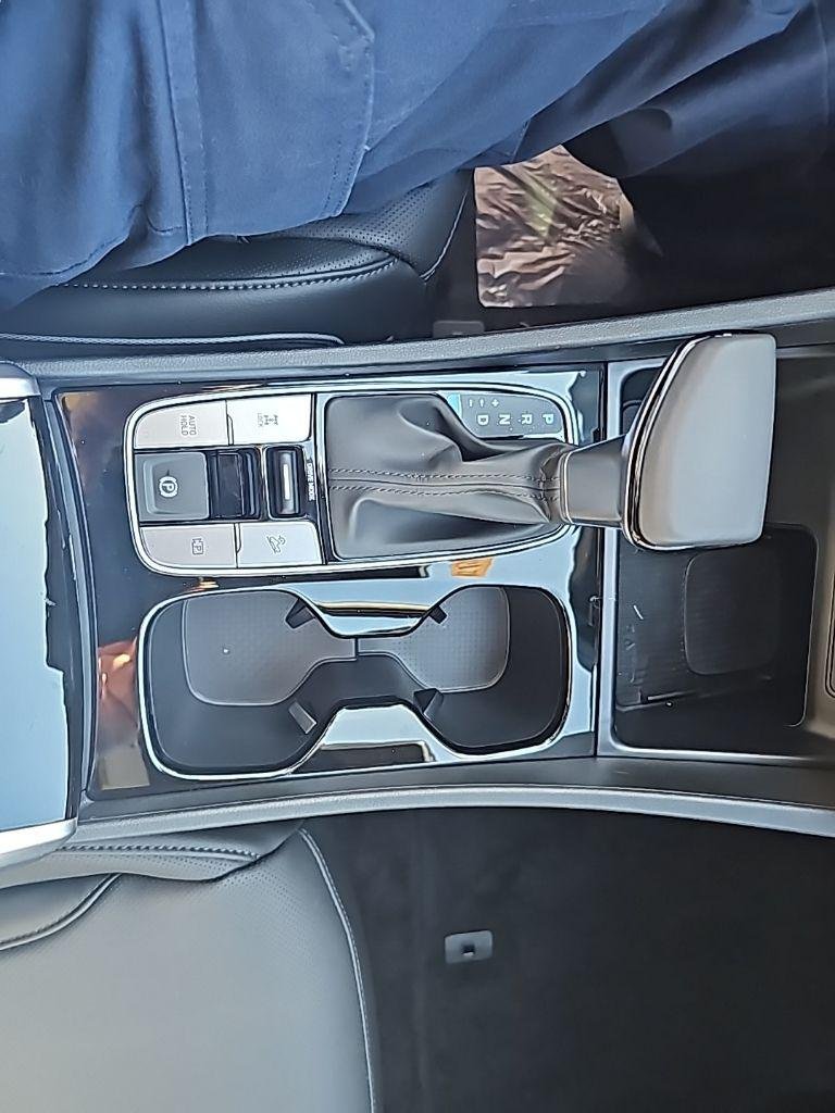 New 2026 Black Hyundai Limited image 23