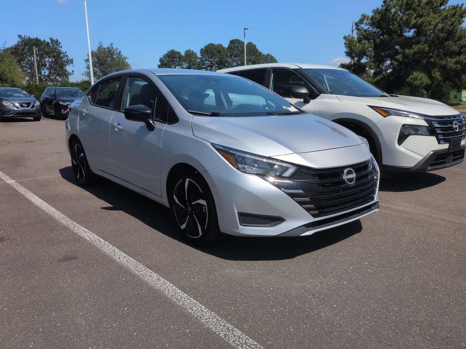 Used 2024 Brilliant Silver Metallic Nissan SR image 2