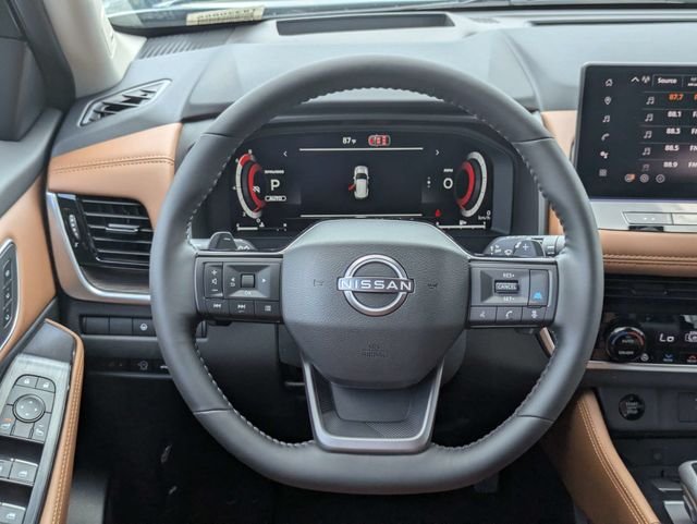 New 2026 Obsidian Green Pearl Nissan Platinum image 10