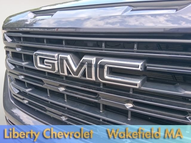 Used 2023 Titanium Rush Metallic GMC Elevation image 10