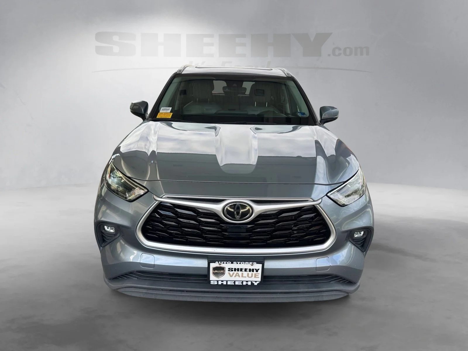 Used 2022  Toyota XLE image 16