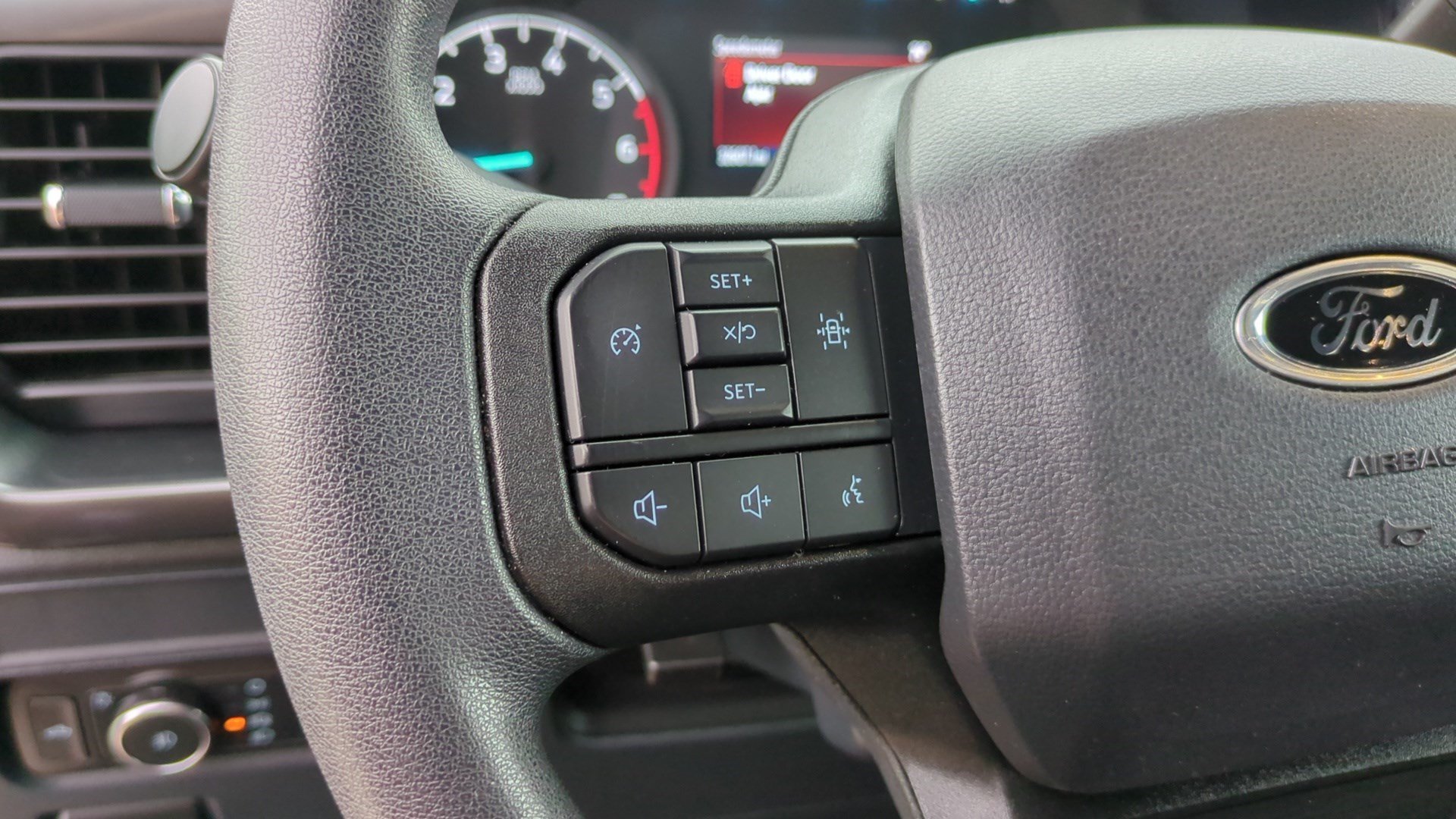 2022 Ford F-150 Tremor - Photo 17