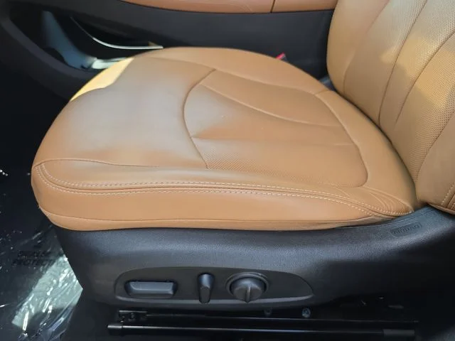 Used 2017 Blue Buick Essence image 31