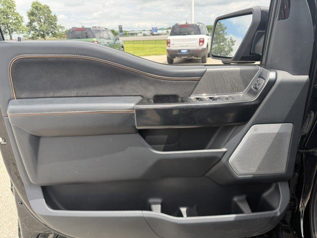 Used 2022 Black Metallic Ford Platinum image 11