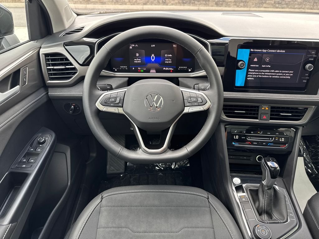 New 2026 Deep Black Pearl Volkswagen 1.5T SE Black image 13