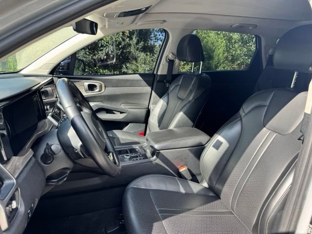 Used 2022 Gray Kia X-Line EX image 10