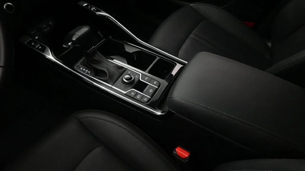 Used 2024 Brown Kia X-Line SX image 23