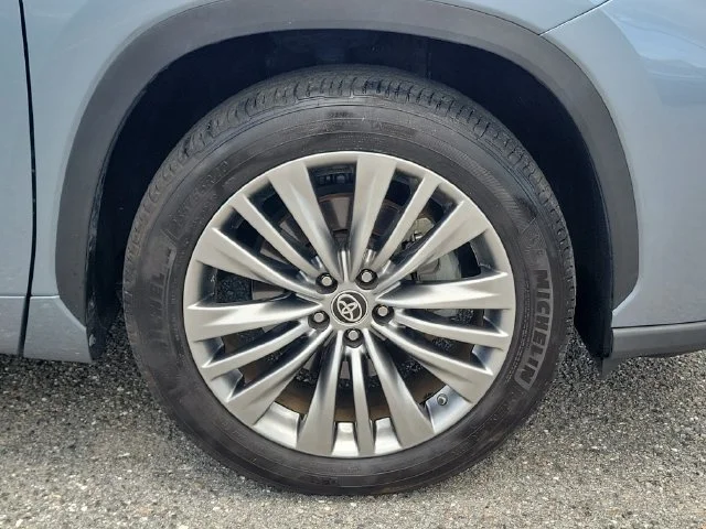 2021 Toyota Highlander Platinum - Photo 6