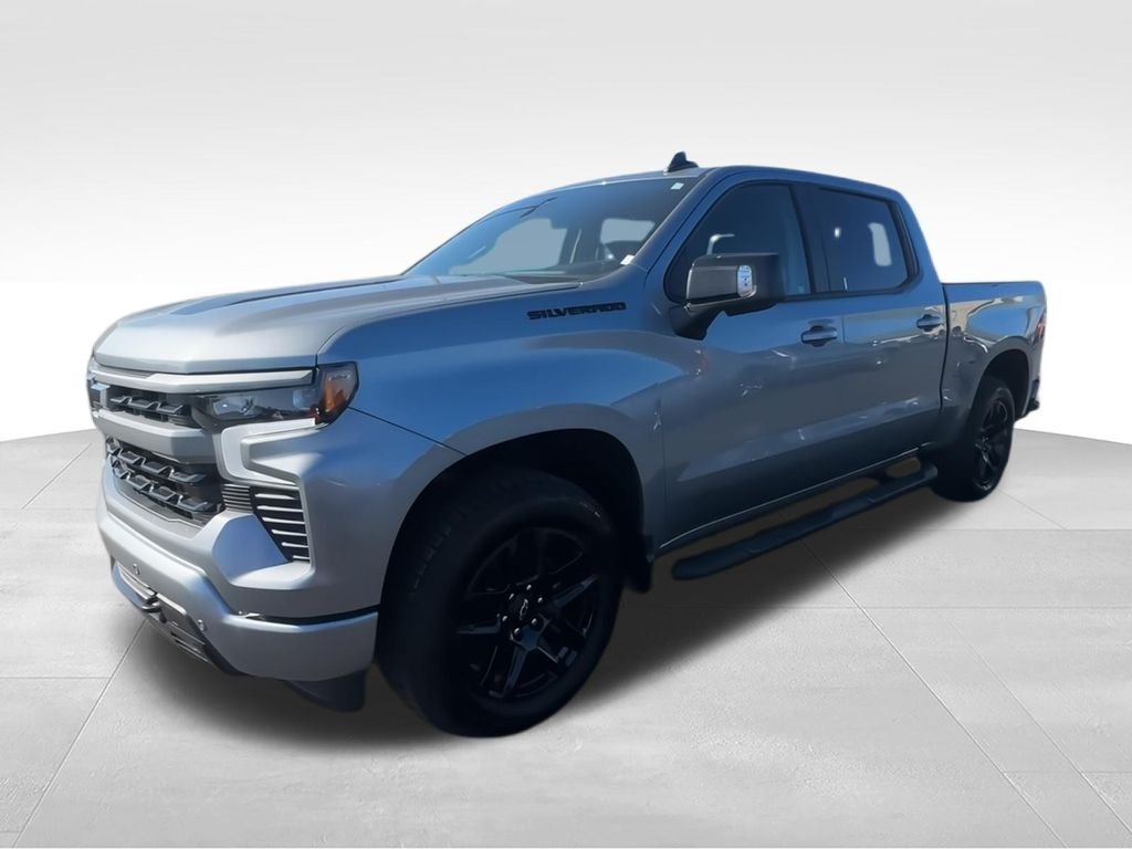 Used 2025 Gray Chevrolet RST image 5