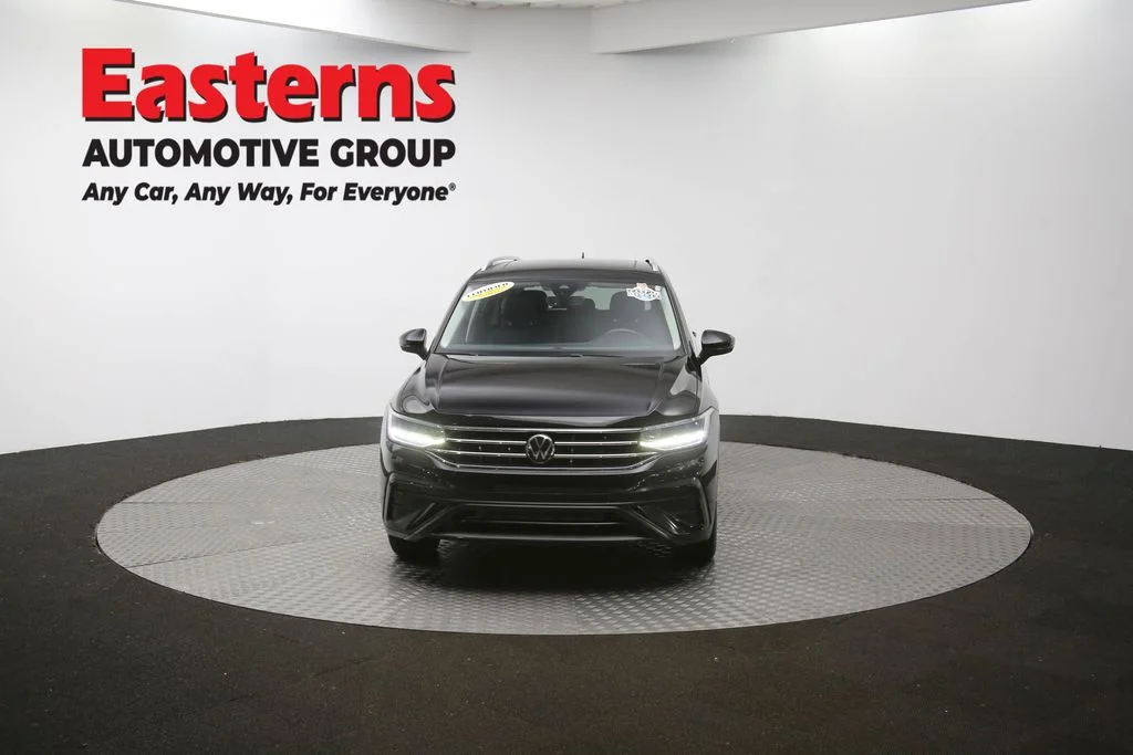 Used 2022 Black Volkswagen 2.0T SE image 51