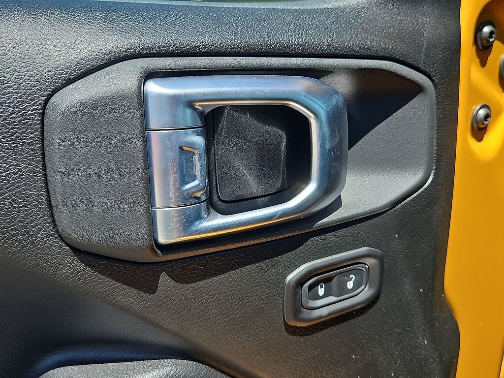 New 2026 Goldilocks Exterior Paint Jeep Sport image 13